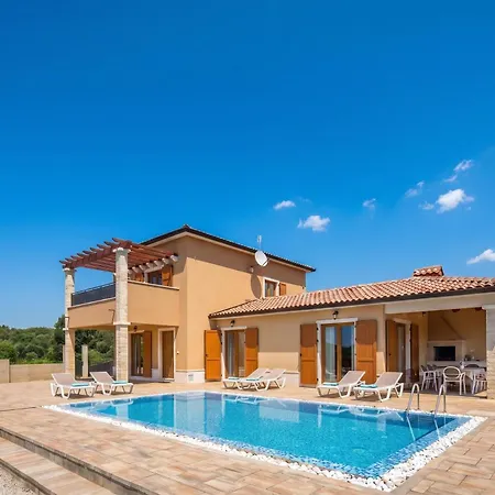 3br Istrian Erla W/ Private Pool - Happy Vila *