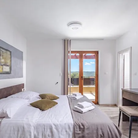 3br Istrian Erla W/ Private Pool - Happy וילה *