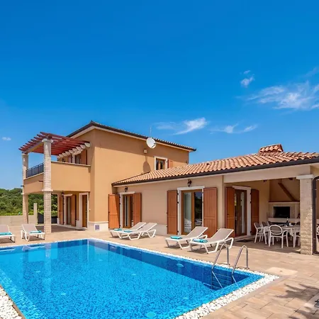 3br Istrian Erla W/ Private Pool - Happy *